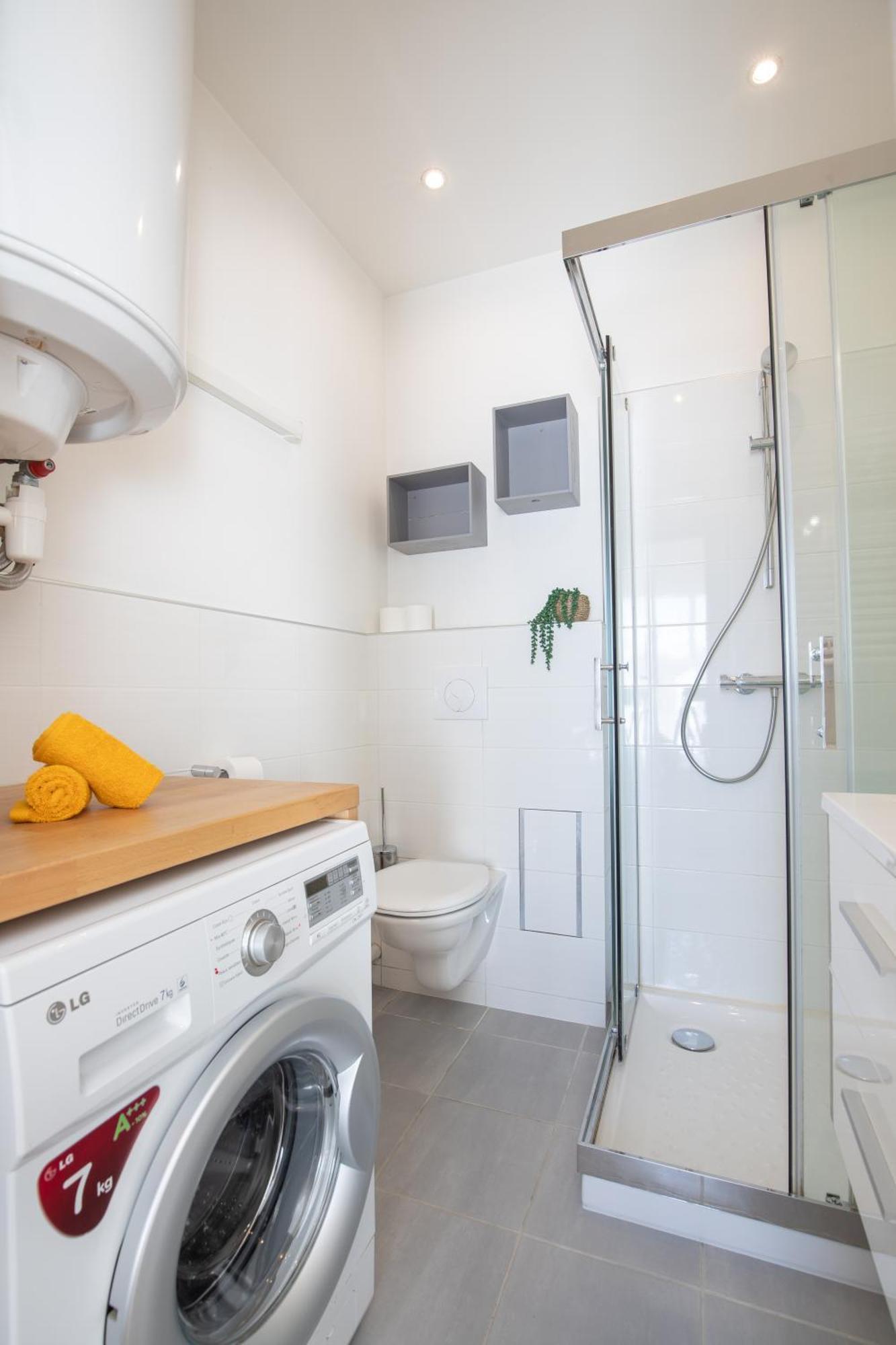 Le Partage Des Eaux - 4 Couchages - Hypercentre - Clim - Wifi Lejlighed LʼIsle-sur-la-Sorgue Eksteriør billede